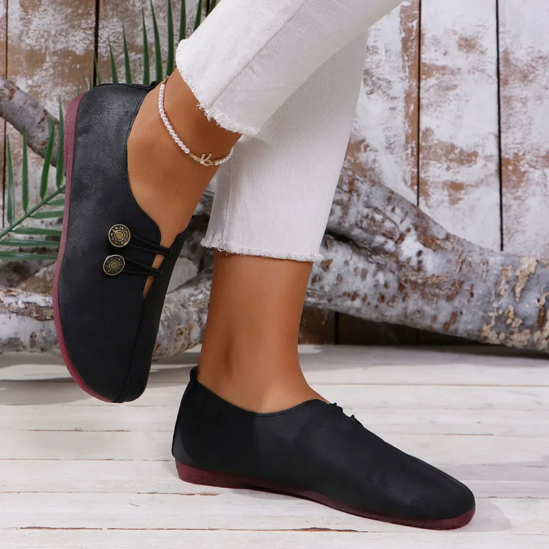 NOIRA SUEDE LOAFER