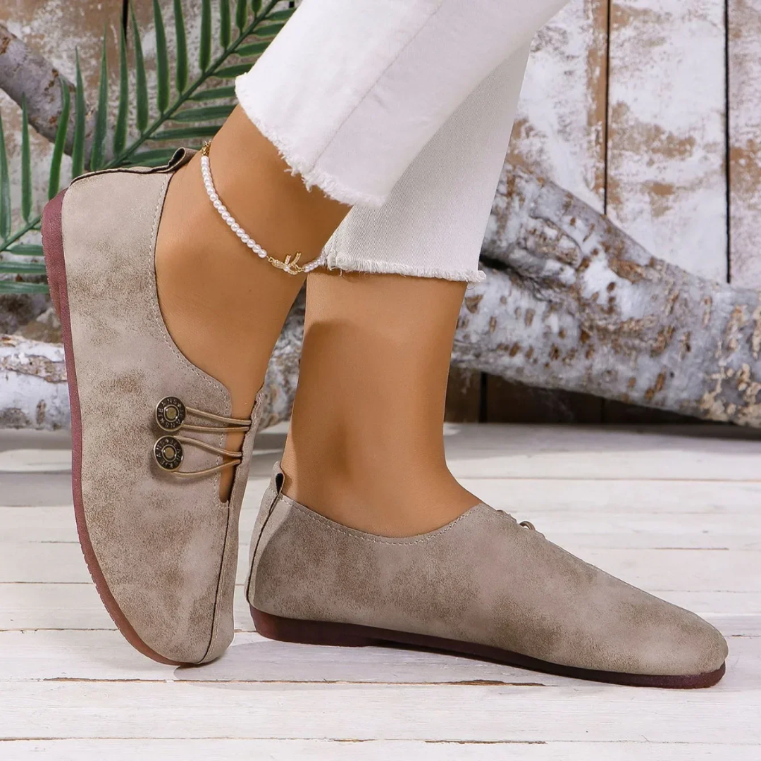NOIRA SUEDE LOAFER