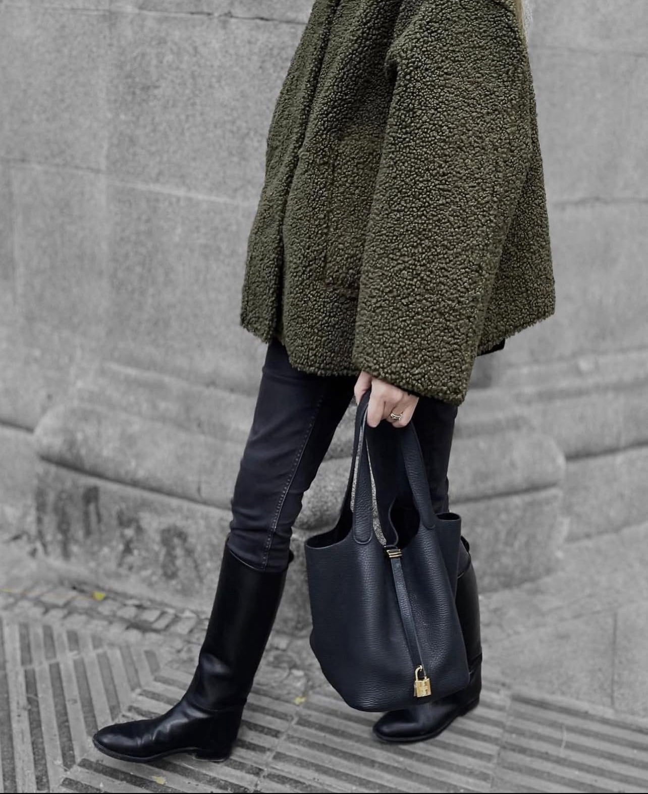 DB Bucket Bag