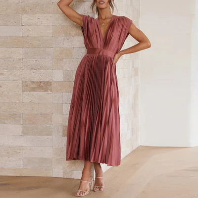 chloe-new-dress-for-women-with-pleats