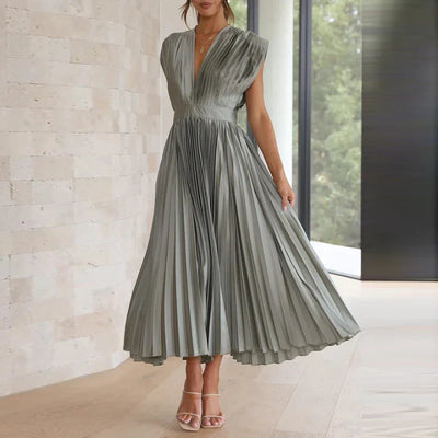 chloe-new-dress-for-women-with-pleats