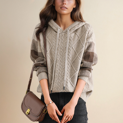 Julia  JACQUARD HOODED SWEATER