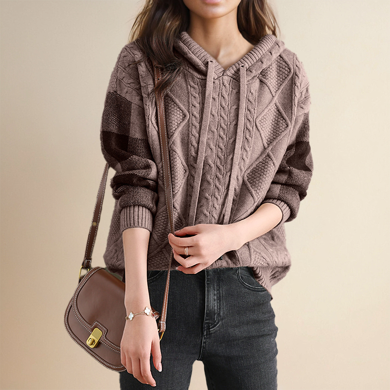Julia  JACQUARD HOODED SWEATER